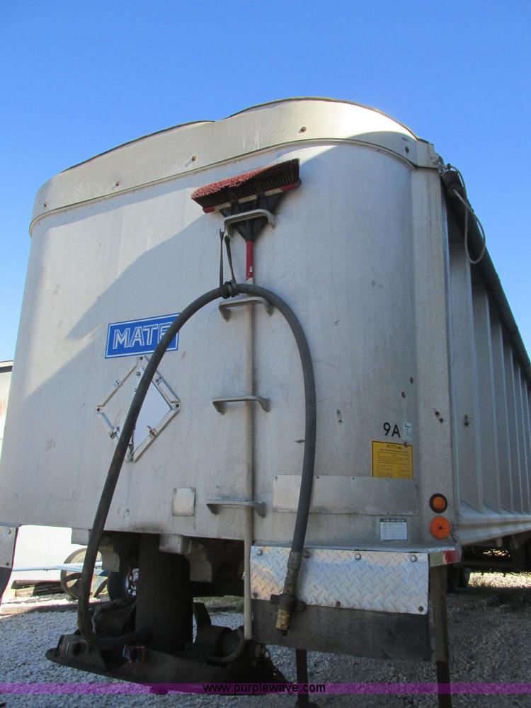 image for item K5202 1993 Mate end dump trailer