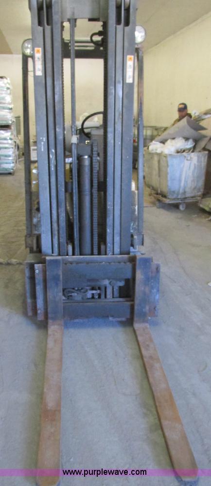 image for item K5203 Caterpillar T30D forklift