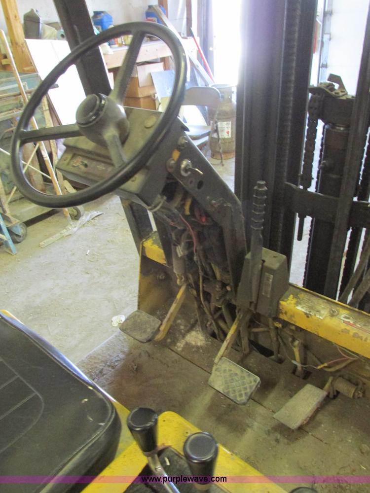 image for item K5203 Caterpillar T30D forklift