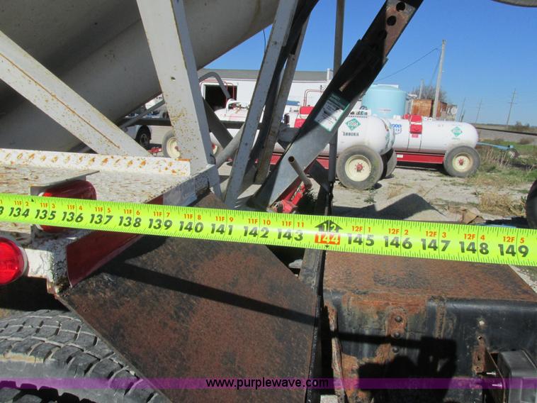 image for item K5204 1991 Chevrolet Kodiak seed tender truck