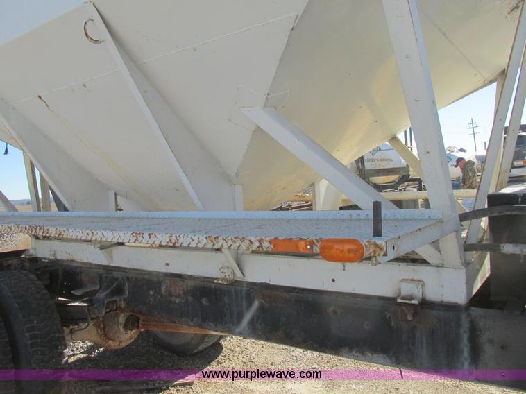 image for item K5204 1991 Chevrolet Kodiak seed tender truck