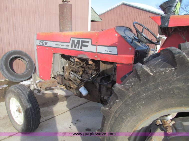 image for item L1843 1977 Massey-Ferguson 285 tractor