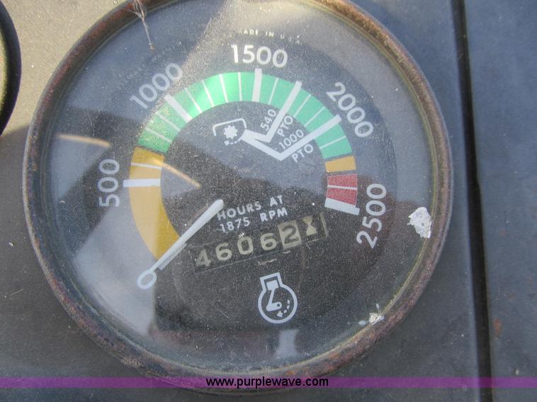 image for item L1843 1977 Massey-Ferguson 285 tractor