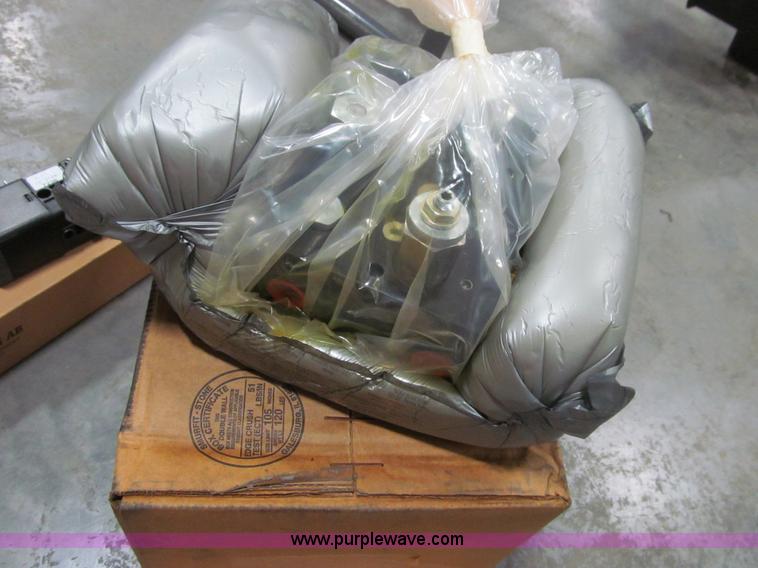 image for item L1970 Massey-Ferguson L210 loader assembly