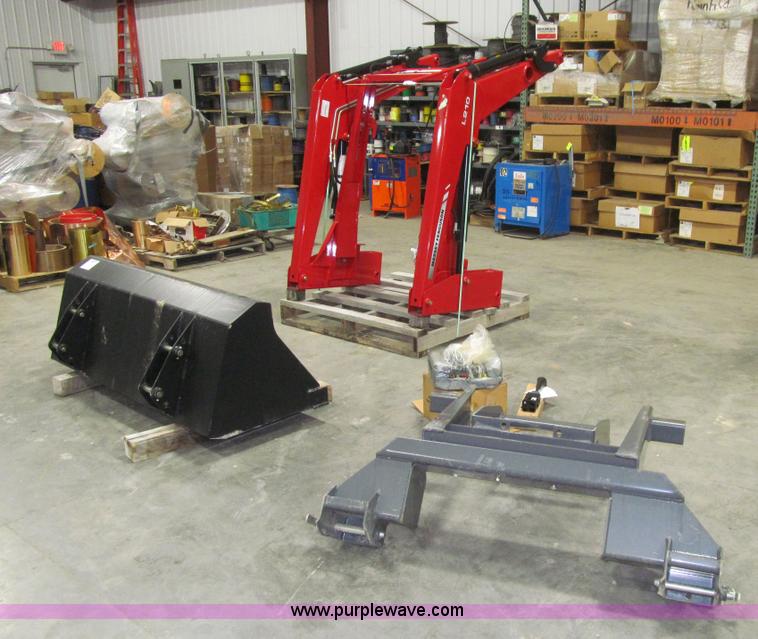 image for item L1970 Massey-Ferguson L210 loader assembly