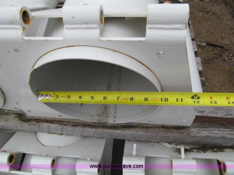 image for item L1973 (5) auger and housing