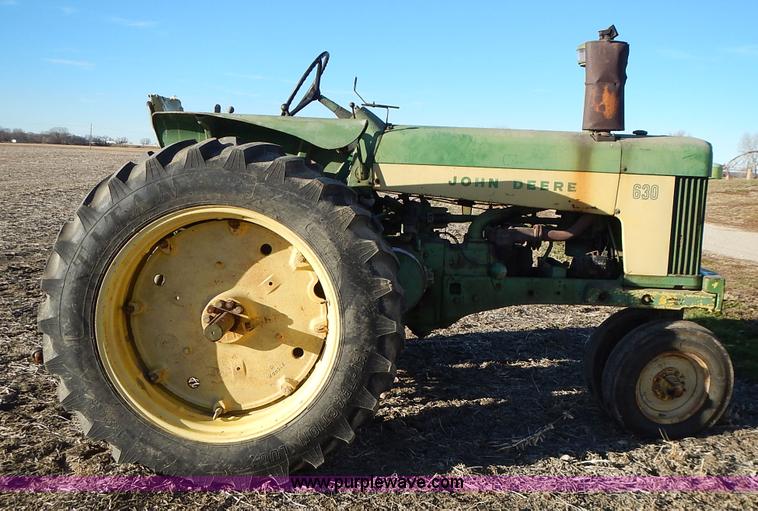 image for item L3589 John Deere 630 tractor