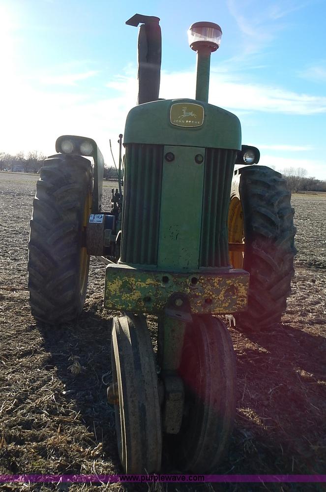 image for item L3589 John Deere 630 tractor