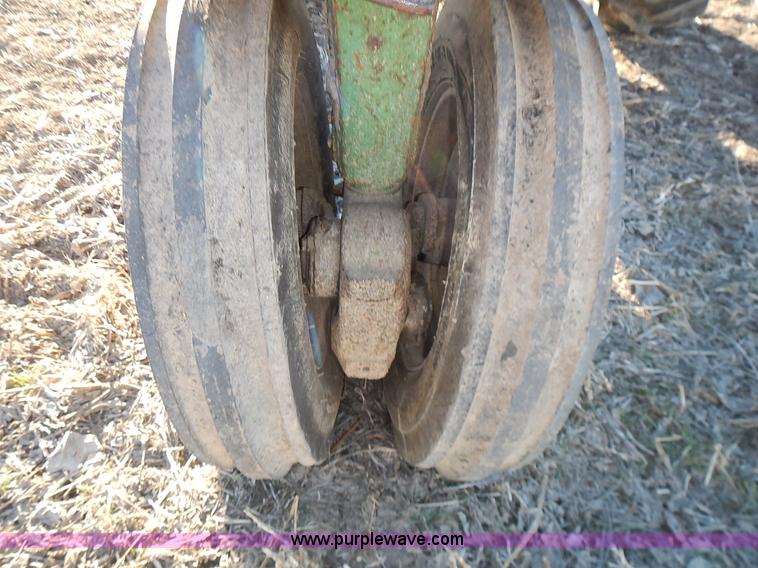 image for item L3589 John Deere 630 tractor