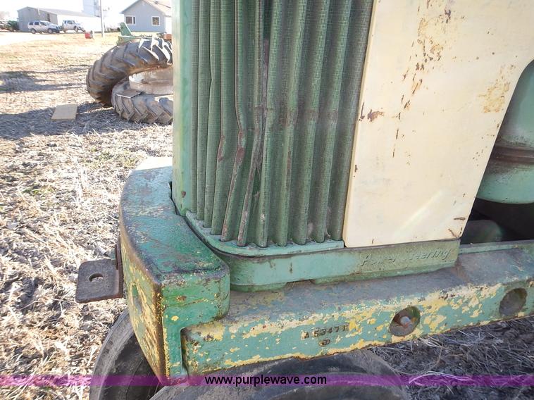 image for item L3589 John Deere 630 tractor