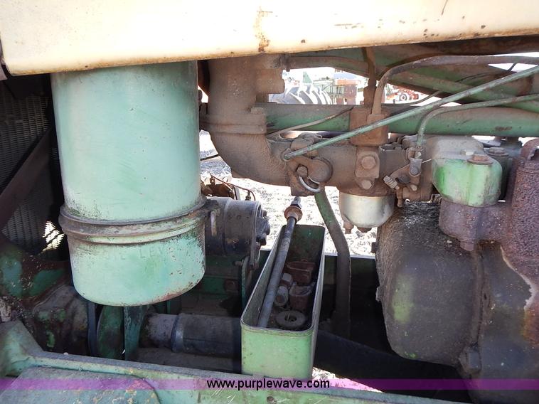 image for item L3589 John Deere 630 tractor