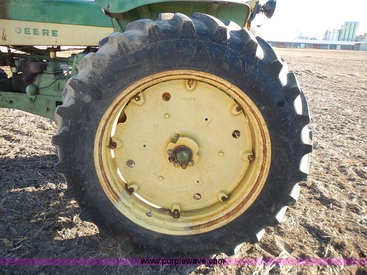 image for item L3589 John Deere 630 tractor