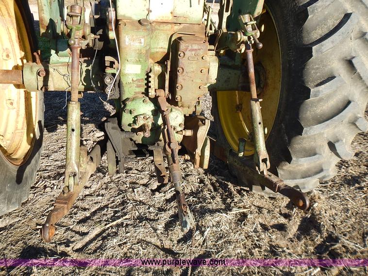 image for item L3589 John Deere 630 tractor