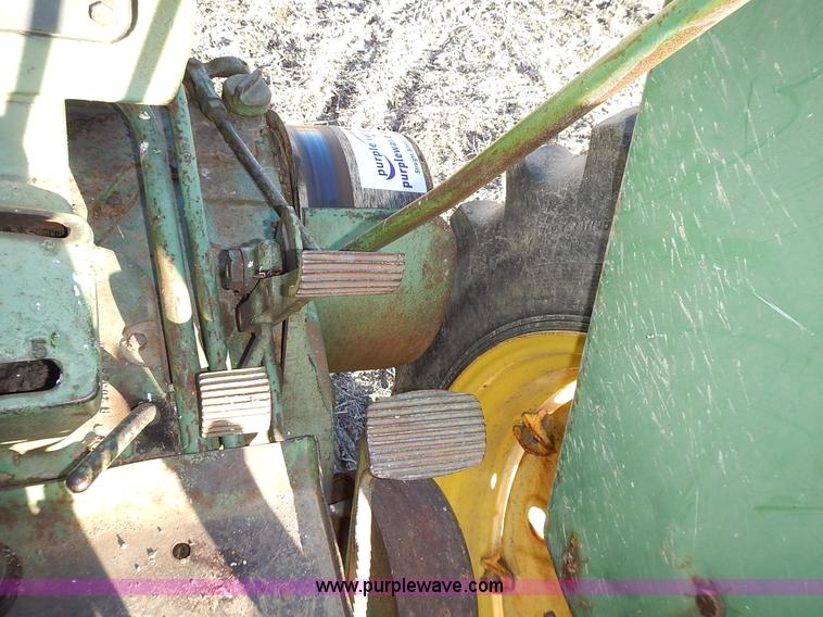 image for item L3589 John Deere 630 tractor