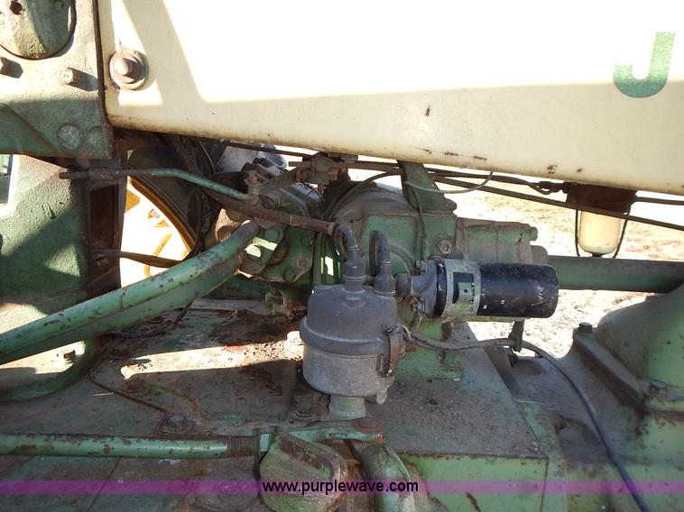 image for item L3589 John Deere 630 tractor