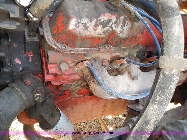 image for item L3590 1978 International Loadstar 1700 grain truck