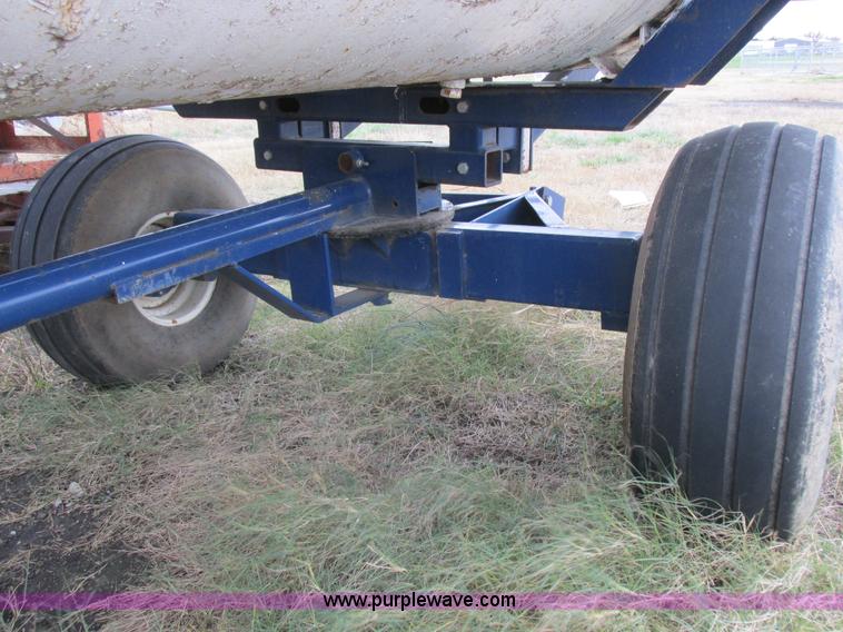 image for item L4133 Duo Lift anhydrous ammonia nurse tank