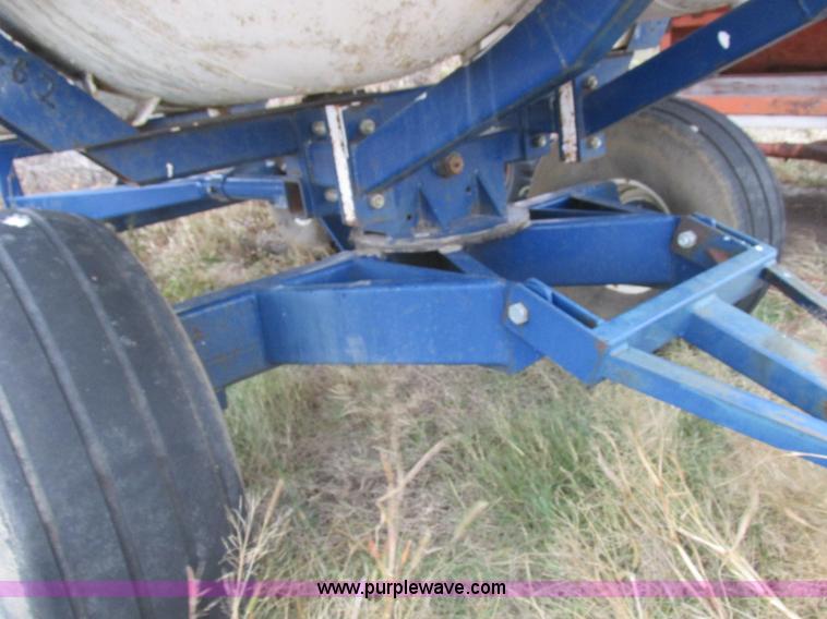 image for item L4133 Duo Lift anhydrous ammonia nurse tank