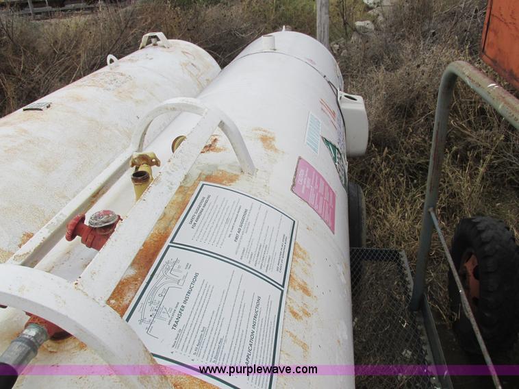image for item L4133 Duo Lift anhydrous ammonia nurse tank
