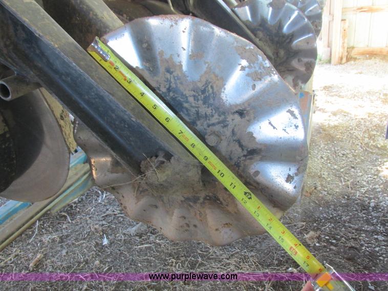 image for item L4143 Kinze 2500 planter