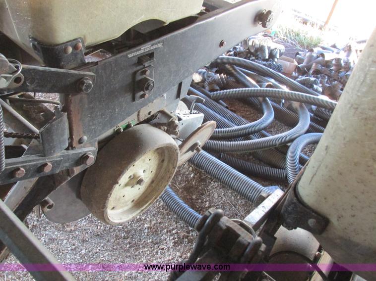 image for item L4143 Kinze 2500 planter