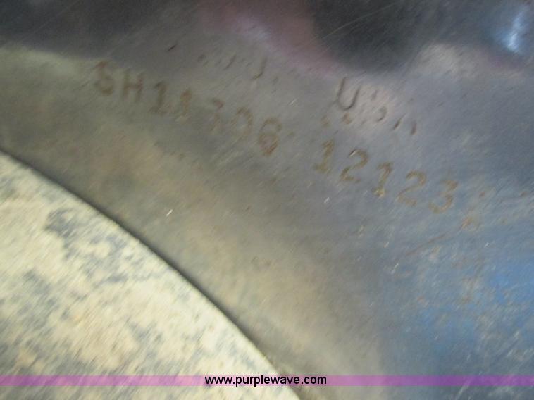 image for item L4143 Kinze 2500 planter