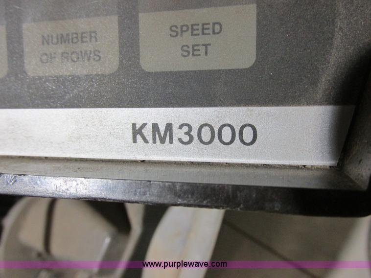 image for item L4143 Kinze 2500 planter