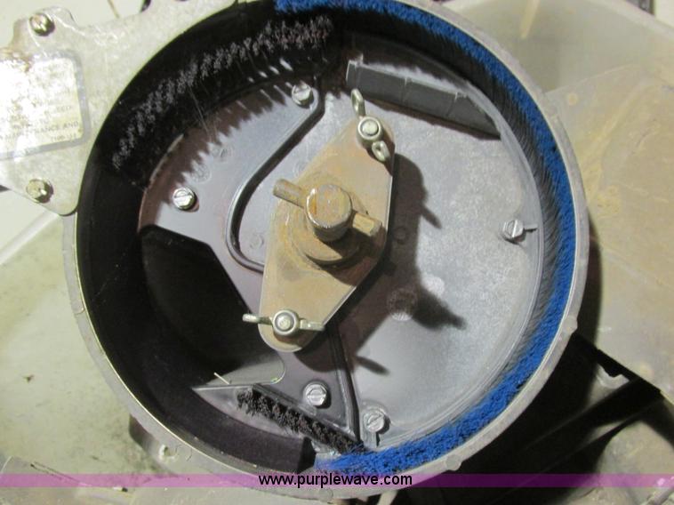 image for item L4143 Kinze 2500 planter