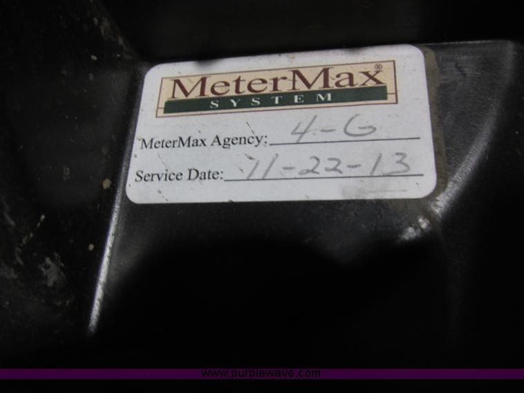 image for item L4143 Kinze 2500 planter