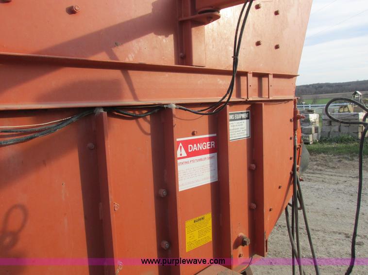 image for item L4148 2000 J&A 4000TRL feed wagon