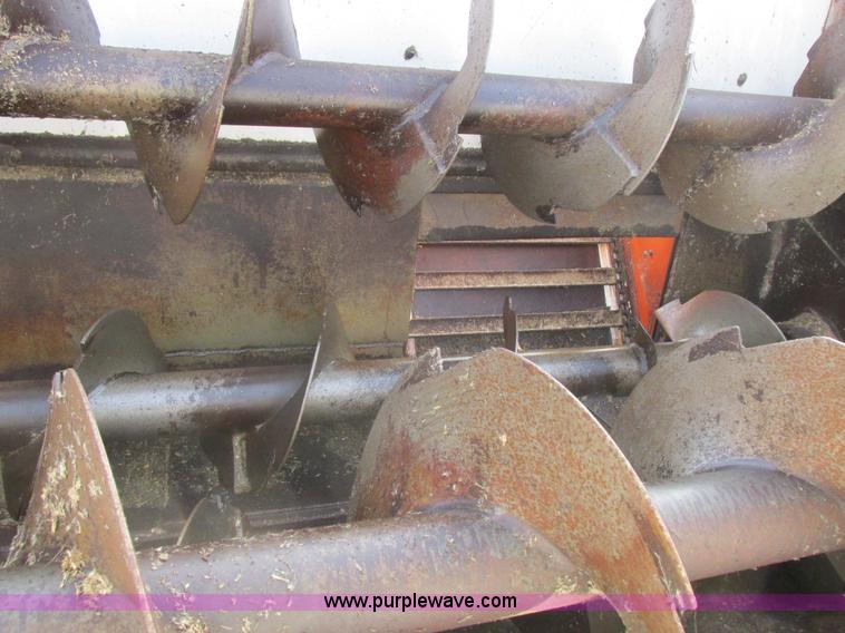 image for item L4148 2000 J&A 4000TRL feed wagon