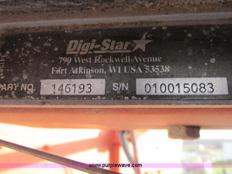 image for item L4148 2000 J&A 4000TRL feed wagon