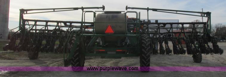 image for item L4149 2011 Great Plains YP-1625A split row planter