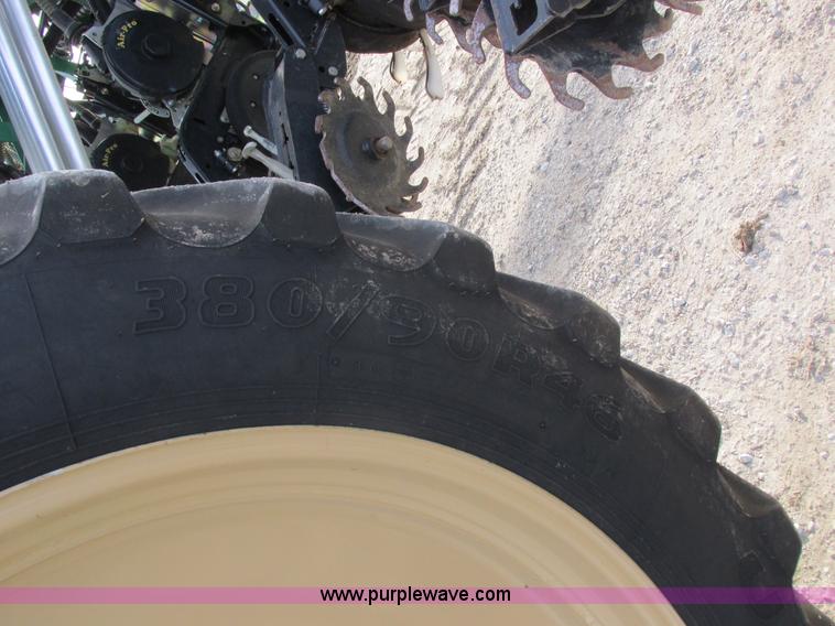 image for item L4149 2011 Great Plains YP-1625A split row planter