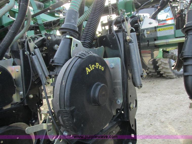 image for item L4149 2011 Great Plains YP-1625A split row planter