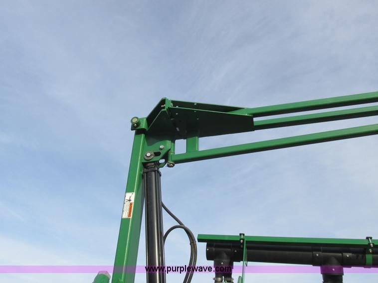 image for item L4149 2011 Great Plains YP-1625A split row planter