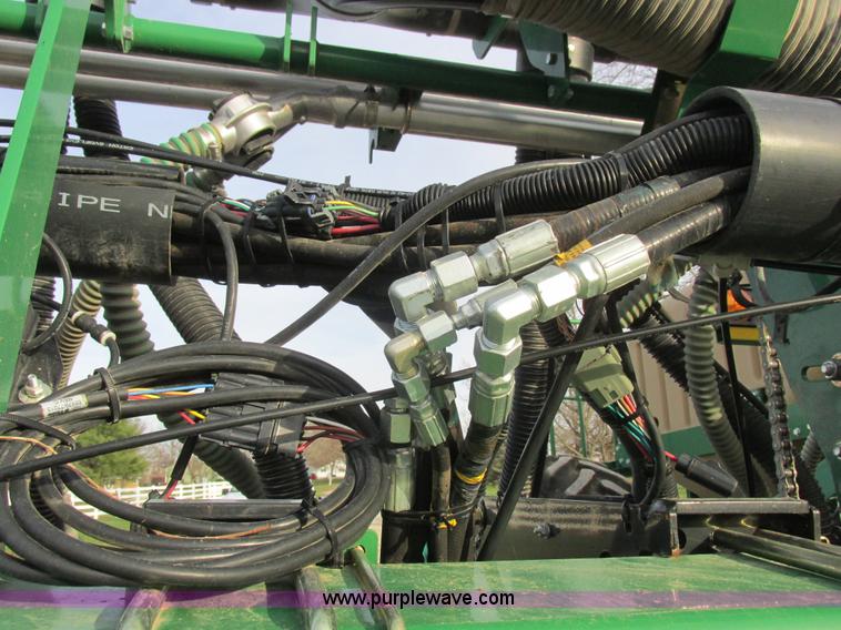 image for item L4149 2011 Great Plains YP-1625A split row planter