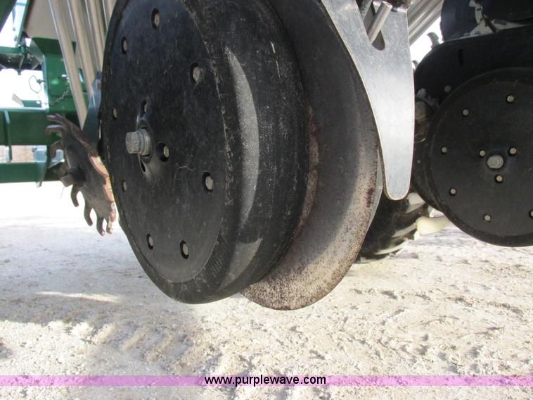 image for item L4149 2011 Great Plains YP-1625A split row planter