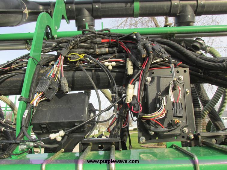 image for item L4149 2011 Great Plains YP-1625A split row planter