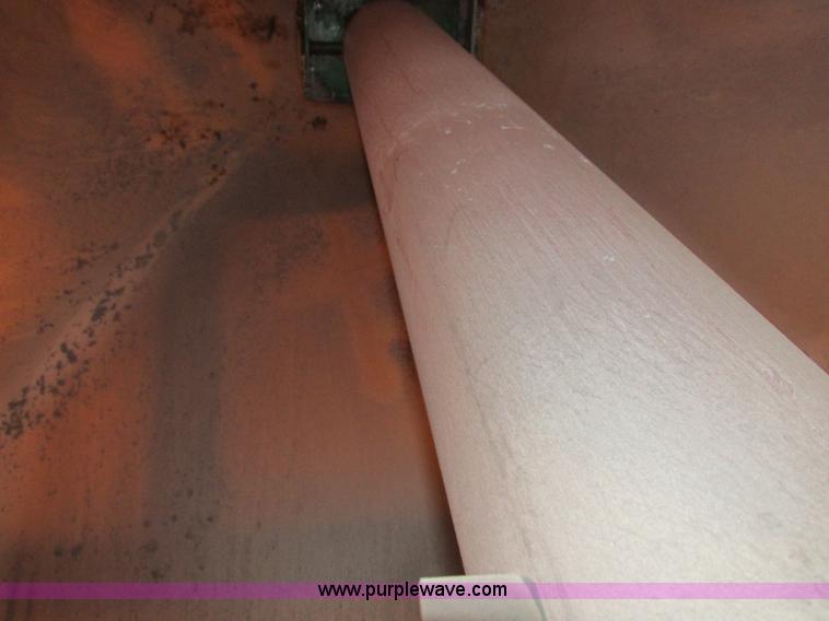 image for item L4149 2011 Great Plains YP-1625A split row planter