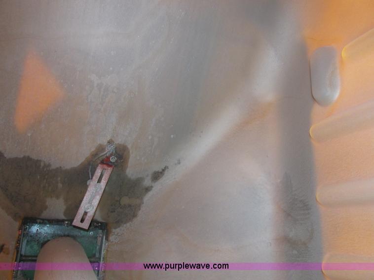 image for item L4149 2011 Great Plains YP-1625A split row planter