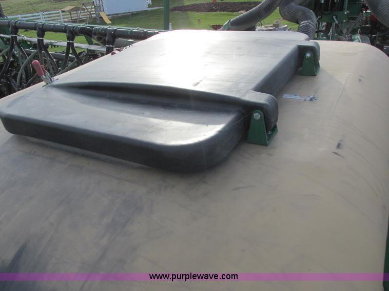 image for item L4149 2011 Great Plains YP-1625A split row planter