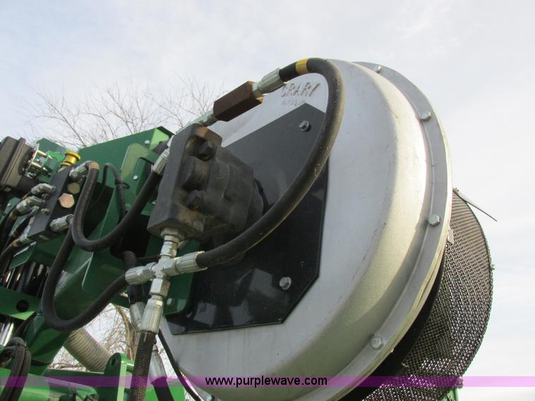 image for item L4149 2011 Great Plains YP-1625A split row planter