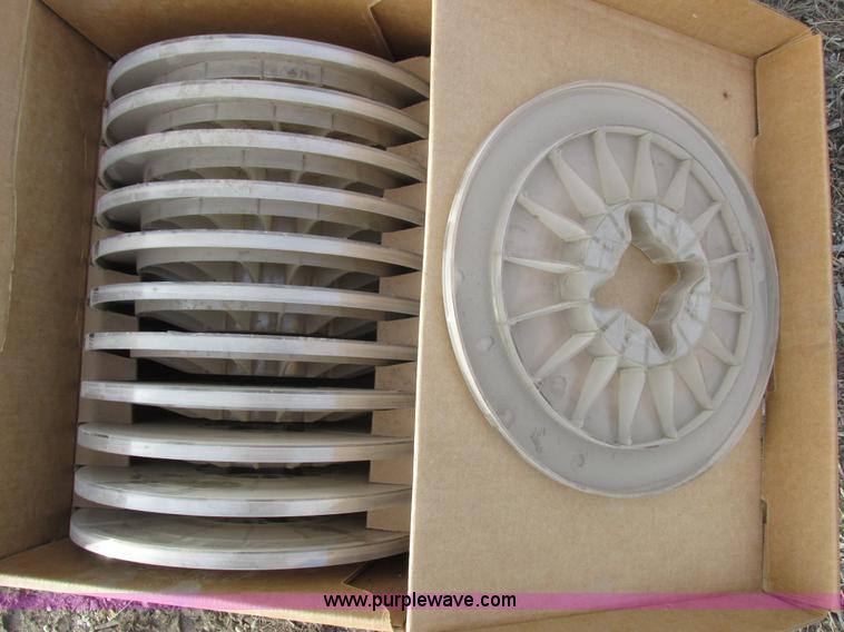 image for item L4149 2011 Great Plains YP-1625A split row planter