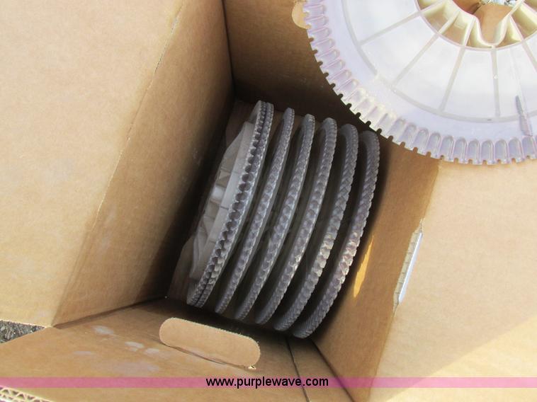 image for item L4149 2011 Great Plains YP-1625A split row planter