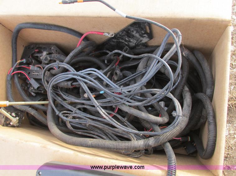 image for item L4149 2011 Great Plains YP-1625A split row planter