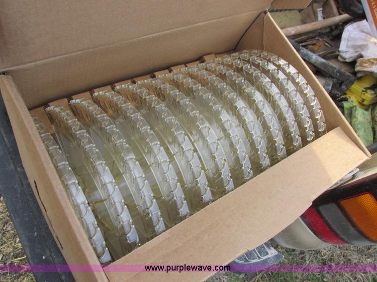 image for item L4149 2011 Great Plains YP-1625A split row planter