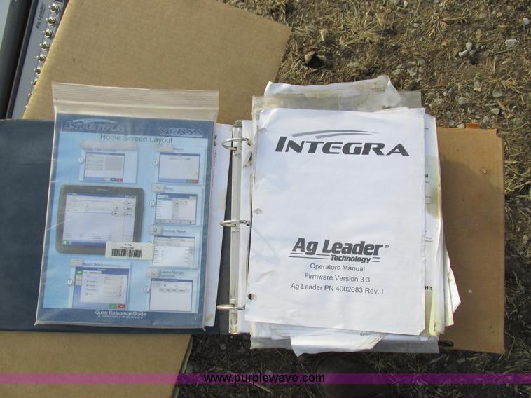 image for item L4149 2011 Great Plains YP-1625A split row planter