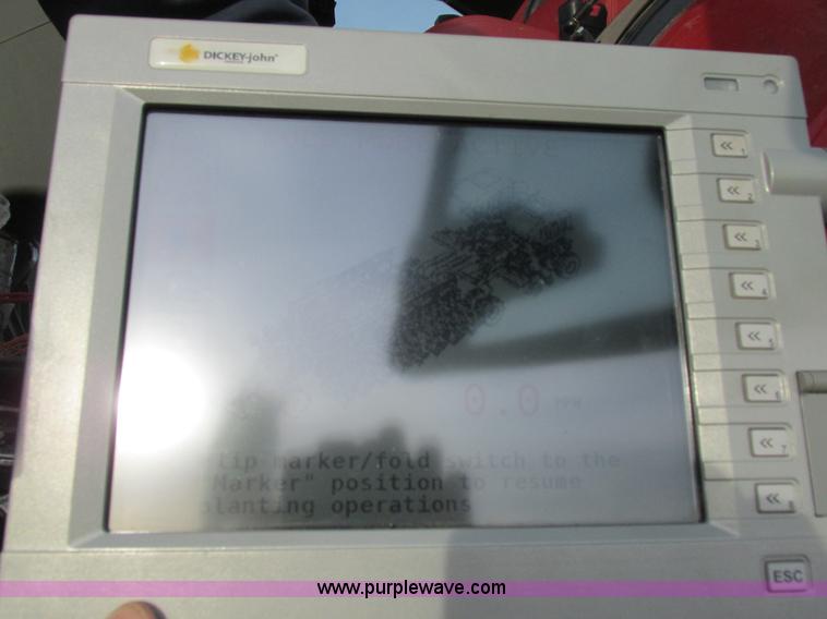 image for item L4149 2011 Great Plains YP-1625A split row planter