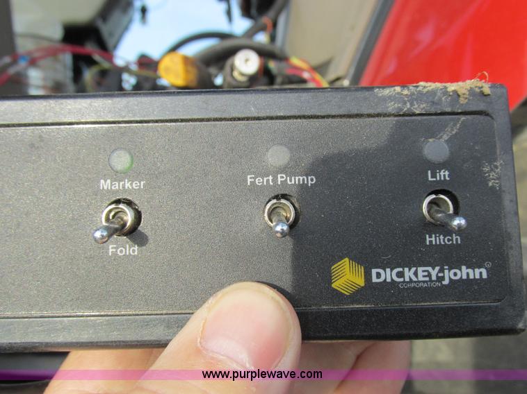 image for item L4149 2011 Great Plains YP-1625A split row planter